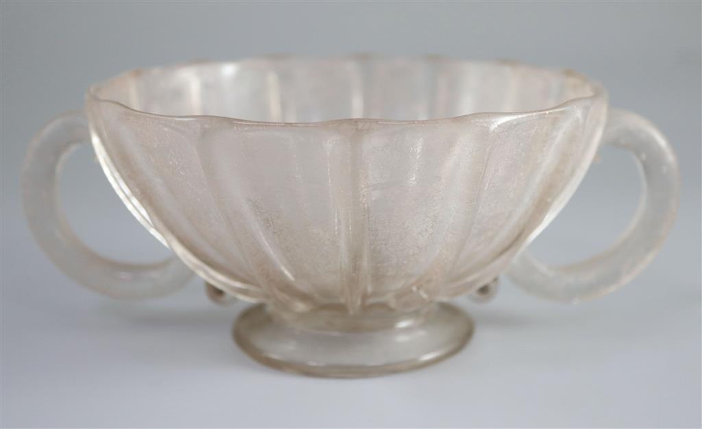 An English or Dutch crizzled lead glass coupe de marriage or sugar bowl c.1700, 18.5cm across